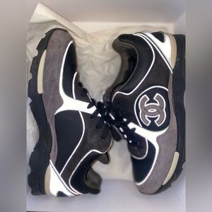 Chanel sneakers size 38.5